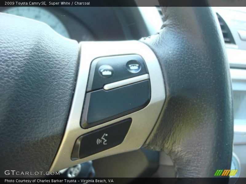 Super White / Charcoal 2009 Toyota Camry SE