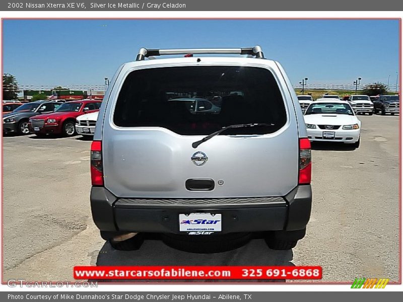 Silver Ice Metallic / Gray Celadon 2002 Nissan Xterra XE V6