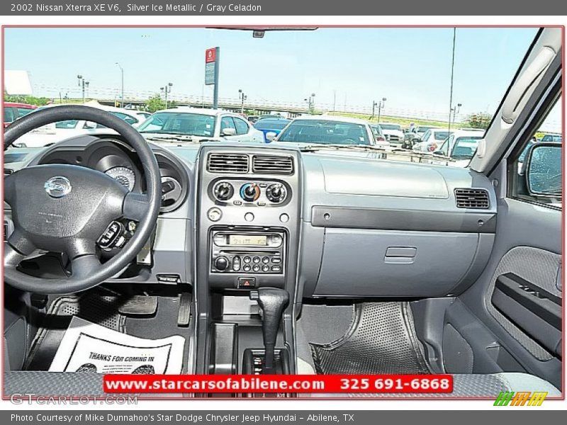 Silver Ice Metallic / Gray Celadon 2002 Nissan Xterra XE V6