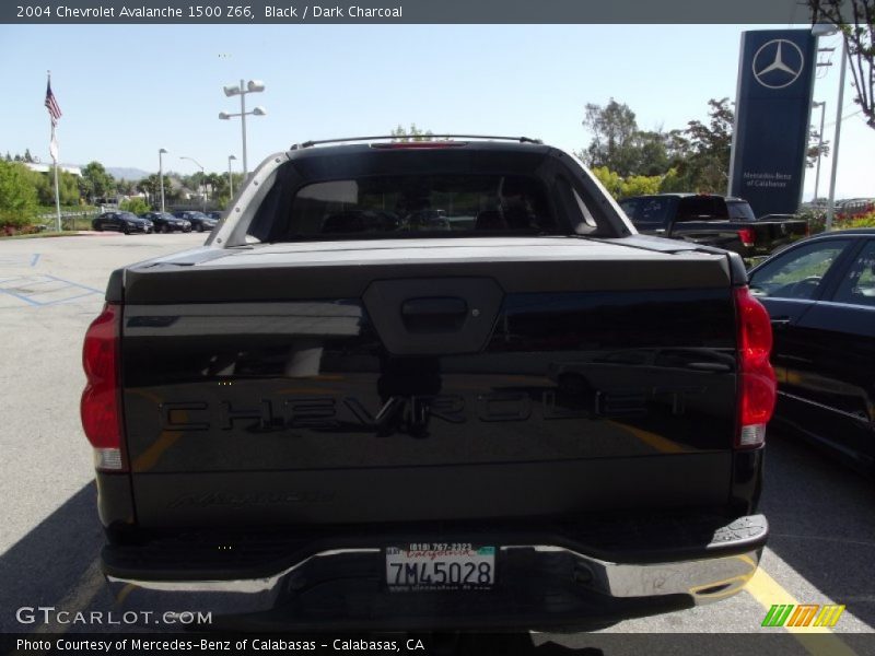 Black / Dark Charcoal 2004 Chevrolet Avalanche 1500 Z66
