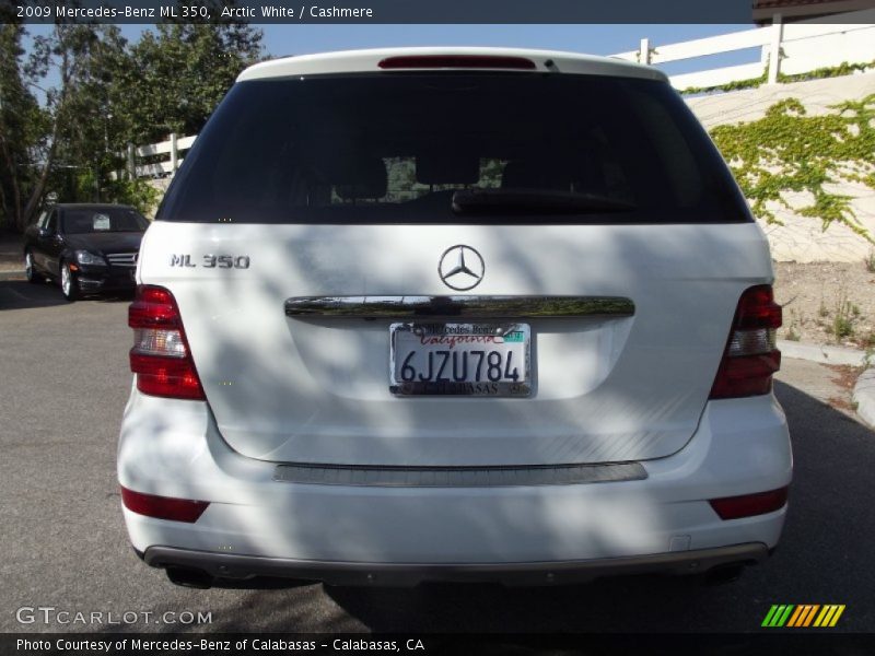 Arctic White / Cashmere 2009 Mercedes-Benz ML 350