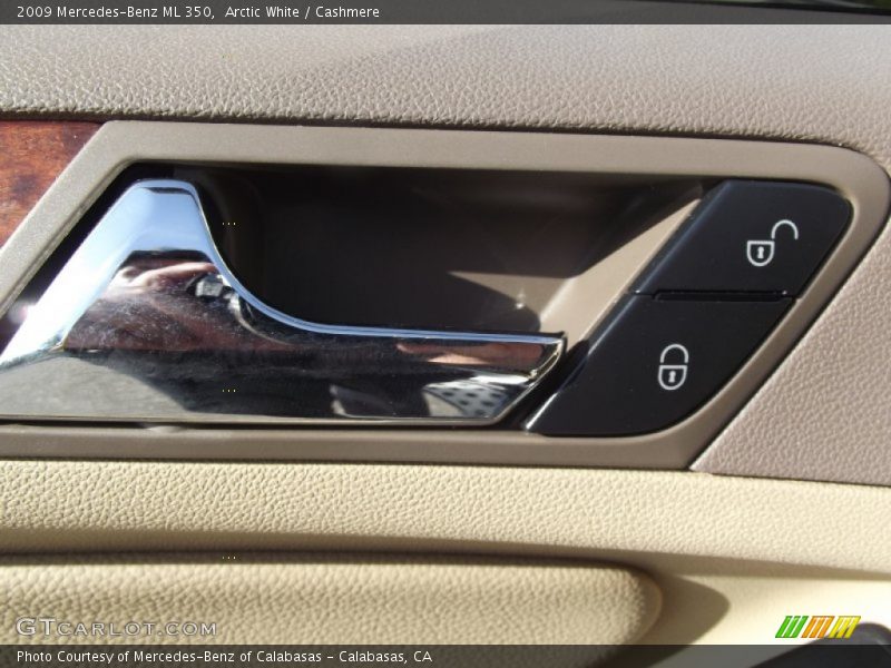 Arctic White / Cashmere 2009 Mercedes-Benz ML 350