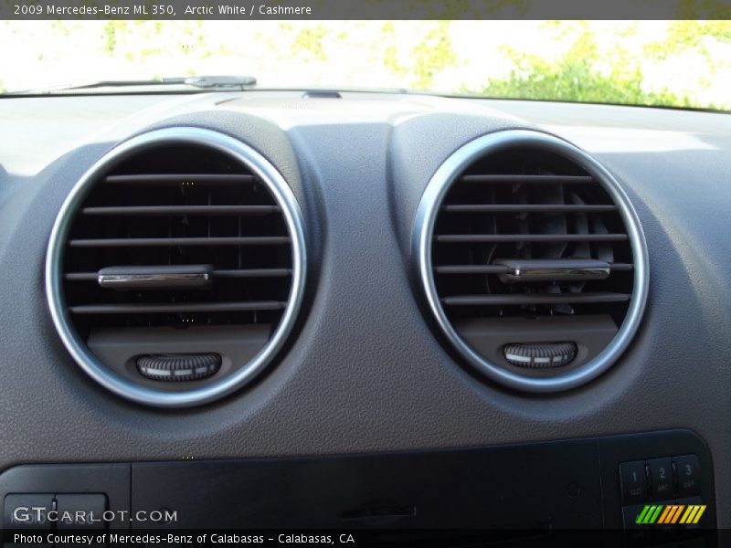 Arctic White / Cashmere 2009 Mercedes-Benz ML 350