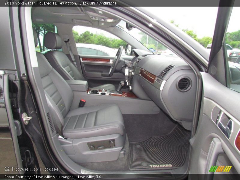 Black Uni / Anthracite 2010 Volkswagen Touareg TDI 4XMotion