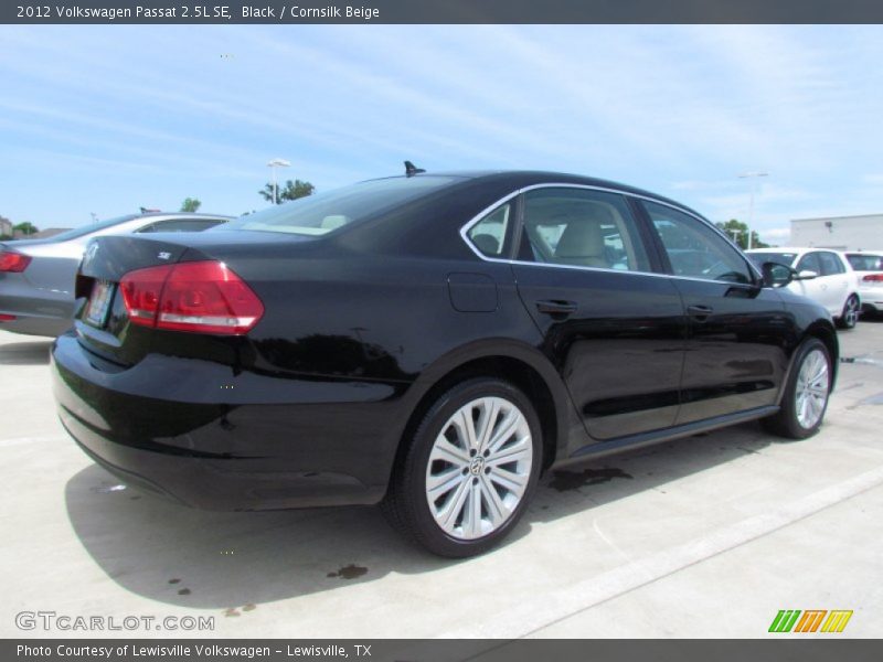 Black / Cornsilk Beige 2012 Volkswagen Passat 2.5L SE