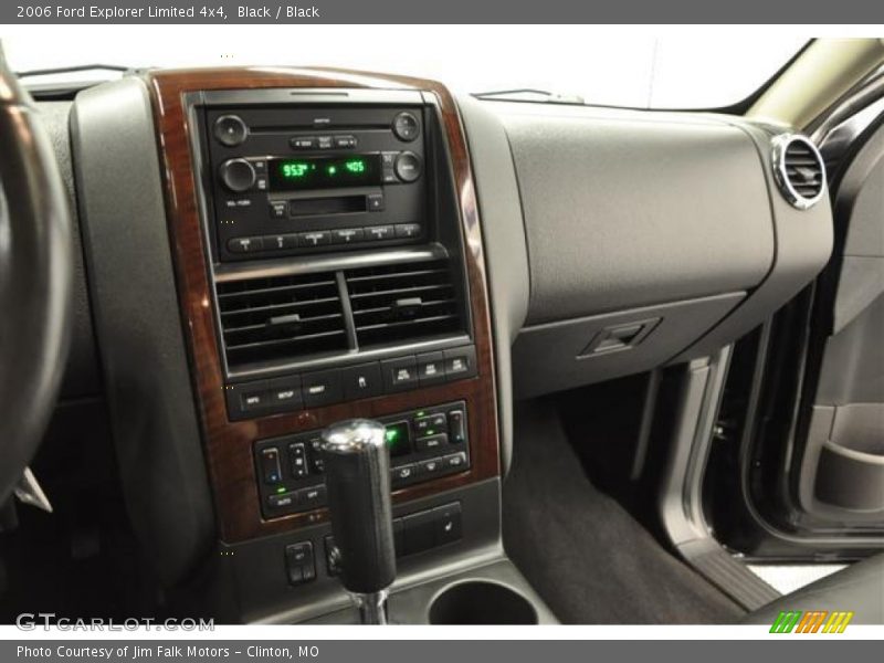 Black / Black 2006 Ford Explorer Limited 4x4