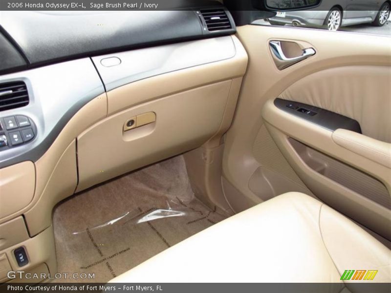 Sage Brush Pearl / Ivory 2006 Honda Odyssey EX-L