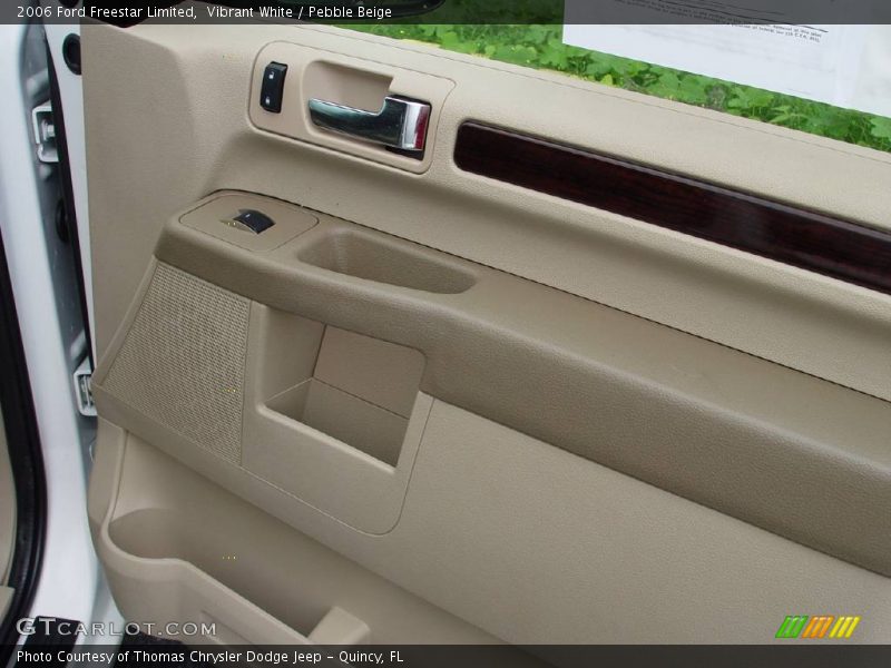 Vibrant White / Pebble Beige 2006 Ford Freestar Limited