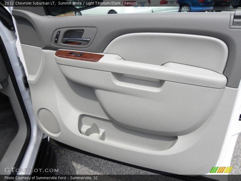 Summit White / Light Titanium/Dark Titanium 2012 Chevrolet Suburban LT