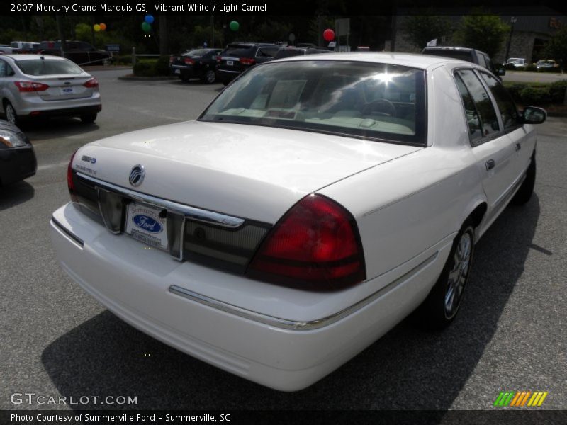 Vibrant White / Light Camel 2007 Mercury Grand Marquis GS