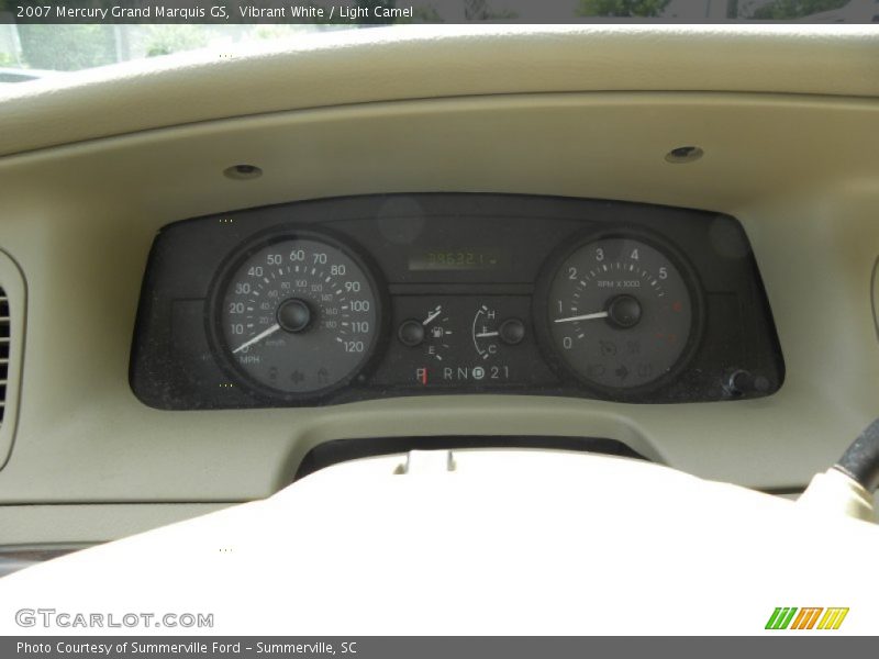 Vibrant White / Light Camel 2007 Mercury Grand Marquis GS