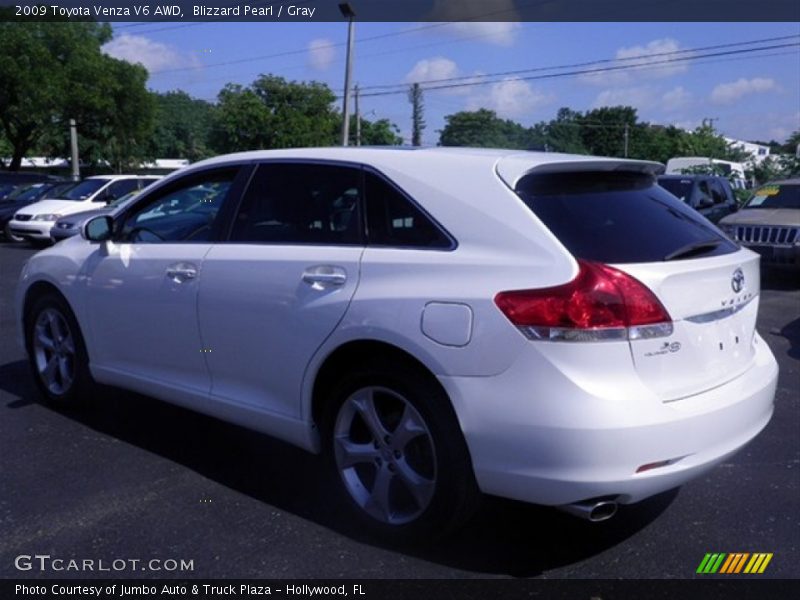 Blizzard Pearl / Gray 2009 Toyota Venza V6 AWD
