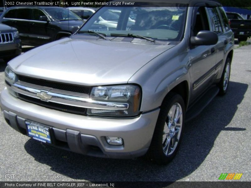Light Pewter Metallic / Light Pewter 2002 Chevrolet TrailBlazer LT 4x4