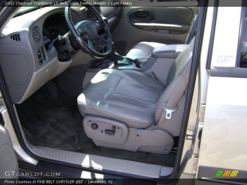 Light Pewter Metallic / Light Pewter 2002 Chevrolet TrailBlazer LT 4x4