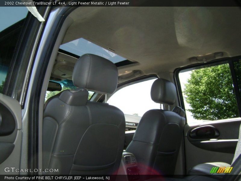 Light Pewter Metallic / Light Pewter 2002 Chevrolet TrailBlazer LT 4x4