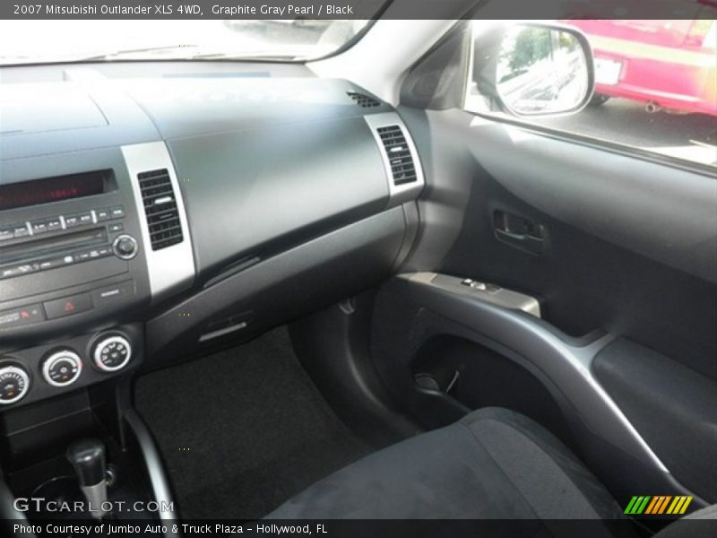 Graphite Gray Pearl / Black 2007 Mitsubishi Outlander XLS 4WD