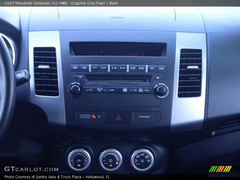 Graphite Gray Pearl / Black 2007 Mitsubishi Outlander XLS 4WD