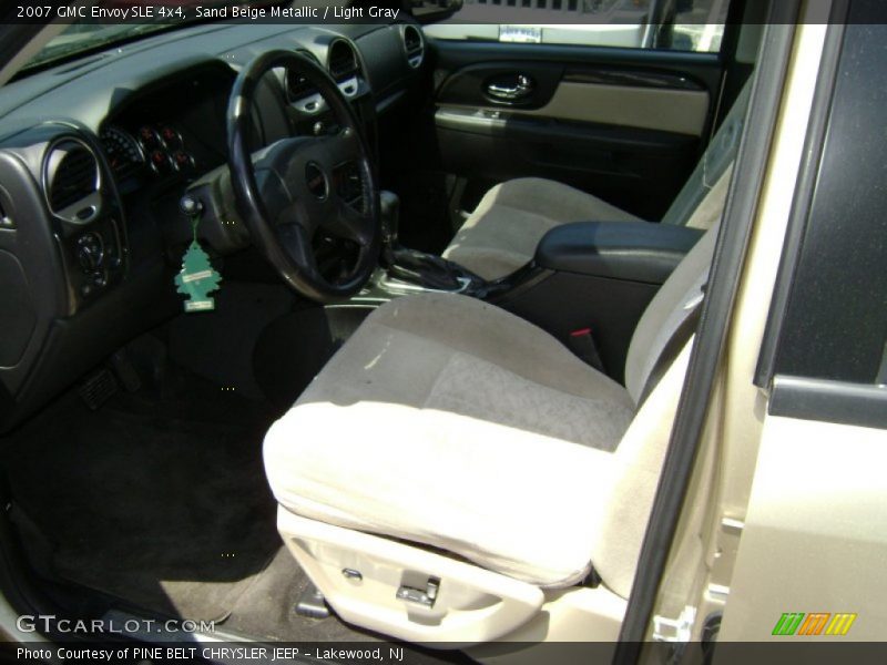 Sand Beige Metallic / Light Gray 2007 GMC Envoy SLE 4x4