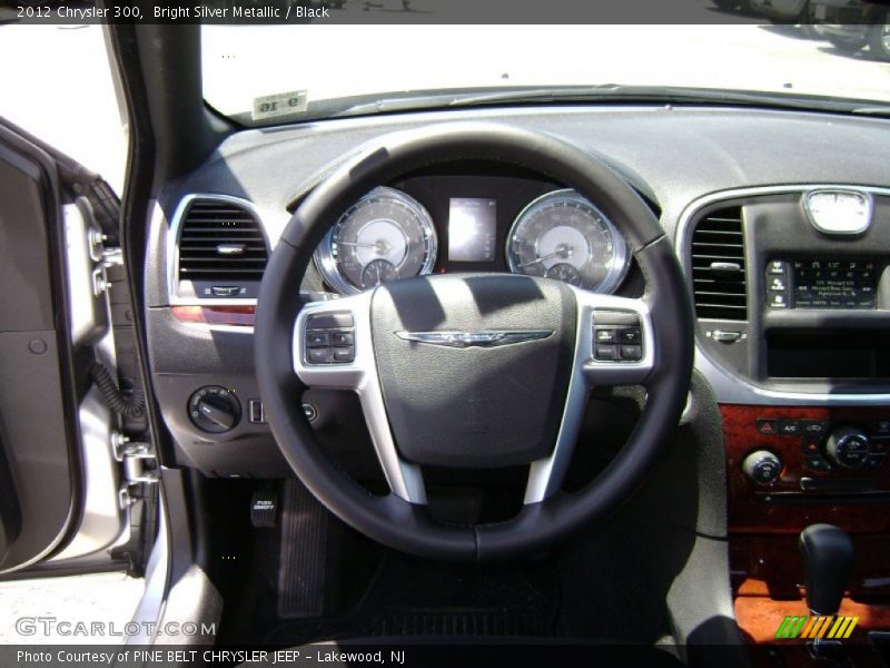Bright Silver Metallic / Black 2012 Chrysler 300