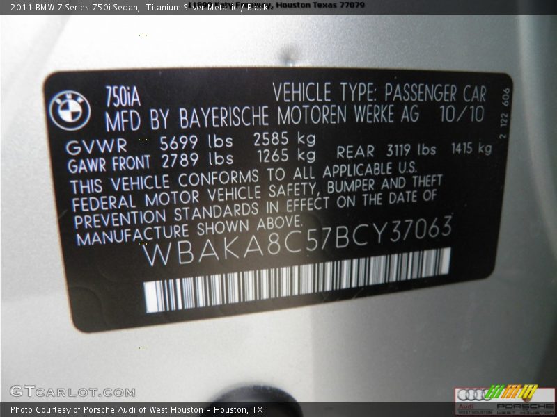 Titanium Silver Metallic / Black 2011 BMW 7 Series 750i Sedan