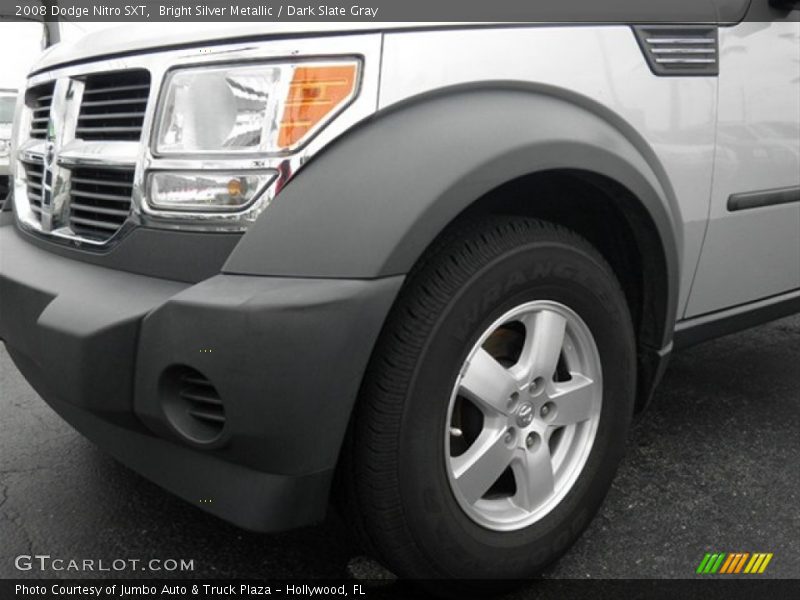 Bright Silver Metallic / Dark Slate Gray 2008 Dodge Nitro SXT