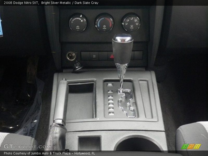 Bright Silver Metallic / Dark Slate Gray 2008 Dodge Nitro SXT