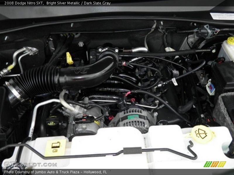 Bright Silver Metallic / Dark Slate Gray 2008 Dodge Nitro SXT
