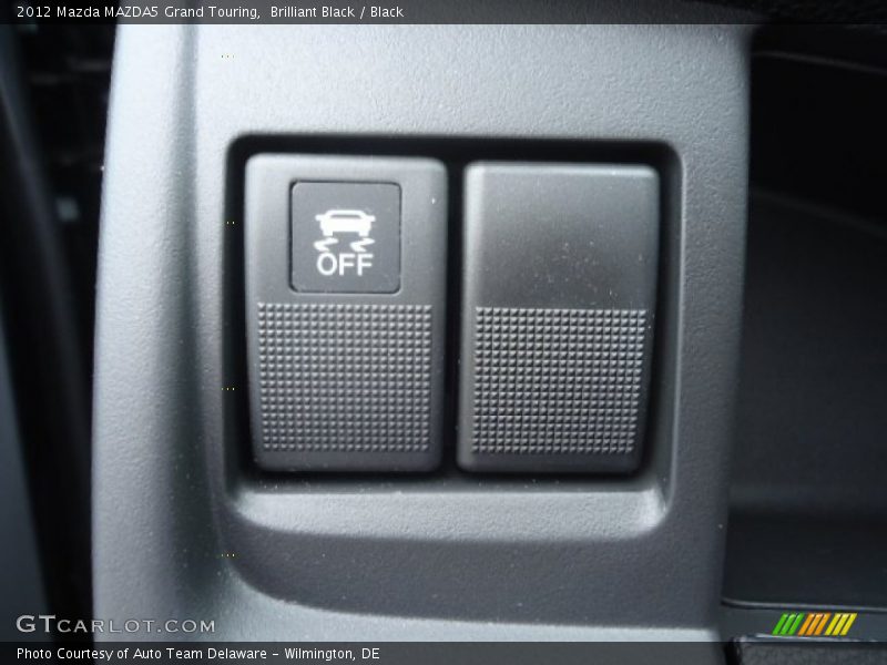 Controls of 2012 MAZDA5 Grand Touring