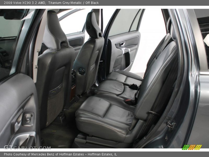 Titanium Grey Metallic / Off Black 2009 Volvo XC90 3.2 AWD