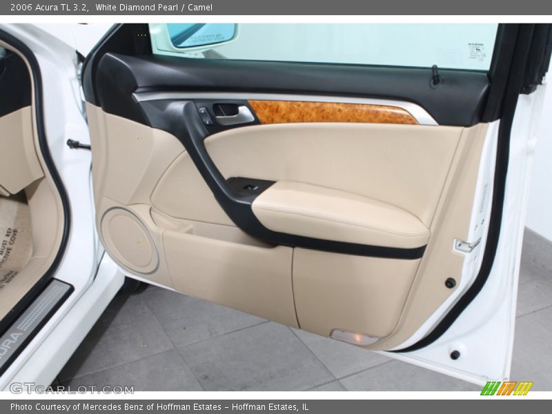 White Diamond Pearl / Camel 2006 Acura TL 3.2