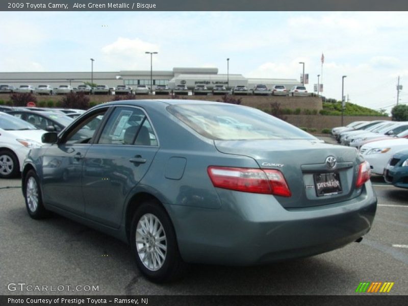 Aloe Green Metallic / Bisque 2009 Toyota Camry