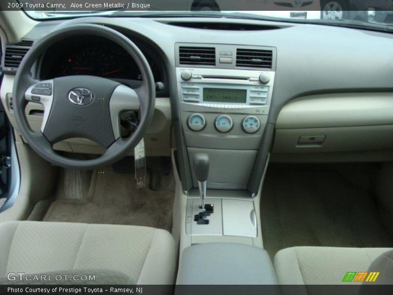 Aloe Green Metallic / Bisque 2009 Toyota Camry