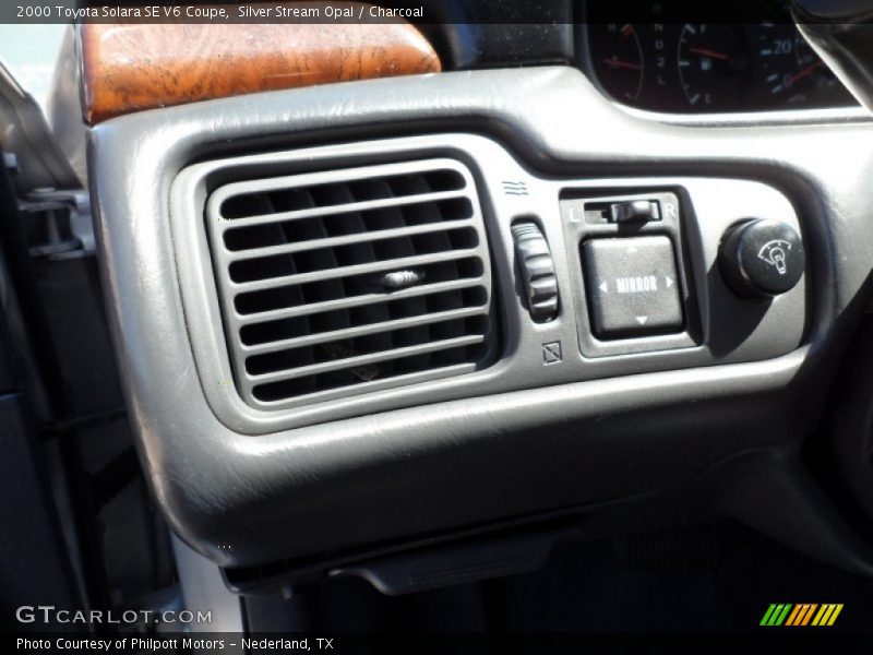 Silver Stream Opal / Charcoal 2000 Toyota Solara SE V6 Coupe