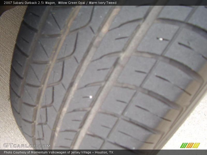 Willow Green Opal / Warm Ivory Tweed 2007 Subaru Outback 2.5i Wagon