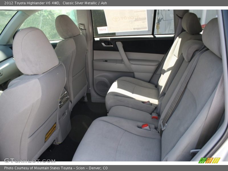 Classic Silver Metallic / Ash 2012 Toyota Highlander V6 4WD