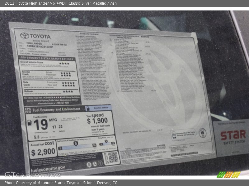 Classic Silver Metallic / Ash 2012 Toyota Highlander V6 4WD