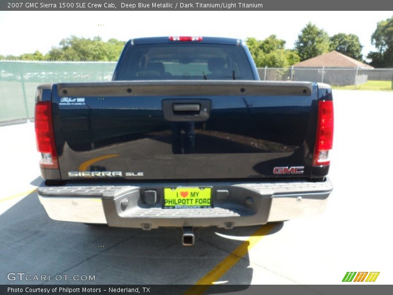 Deep Blue Metallic / Dark Titanium/Light Titanium 2007 GMC Sierra 1500 SLE Crew Cab