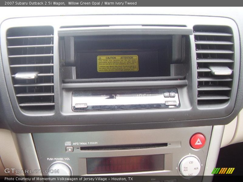 Willow Green Opal / Warm Ivory Tweed 2007 Subaru Outback 2.5i Wagon