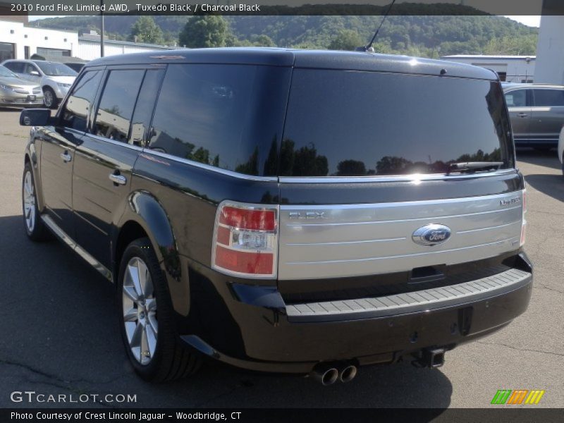 Tuxedo Black / Charcoal Black 2010 Ford Flex Limited AWD