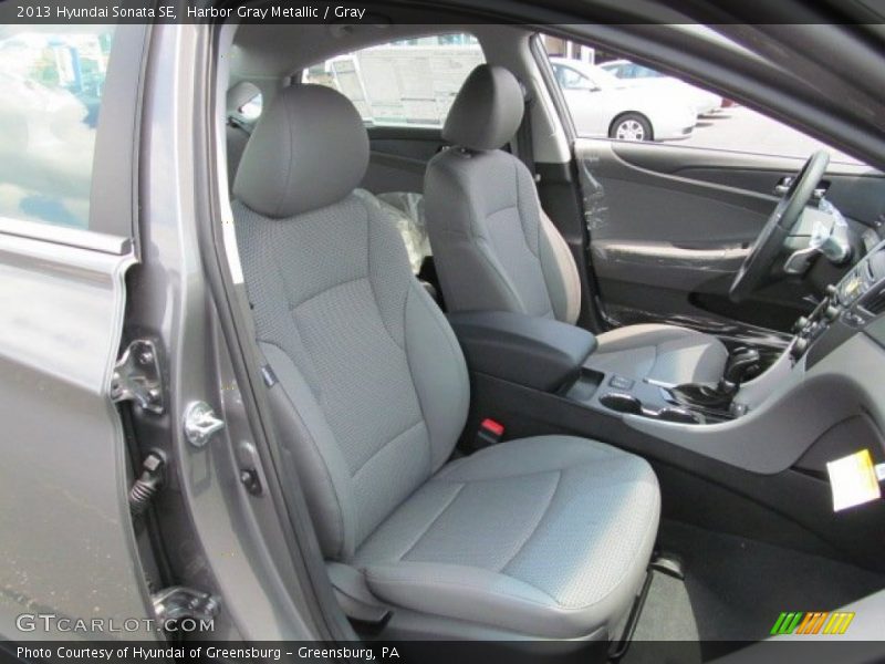 Harbor Gray Metallic / Gray 2013 Hyundai Sonata SE