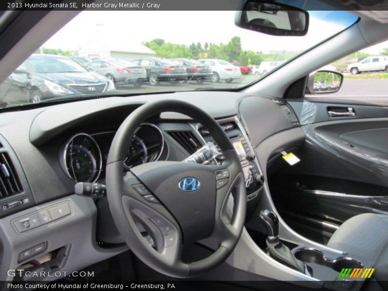 Harbor Gray Metallic / Gray 2013 Hyundai Sonata SE