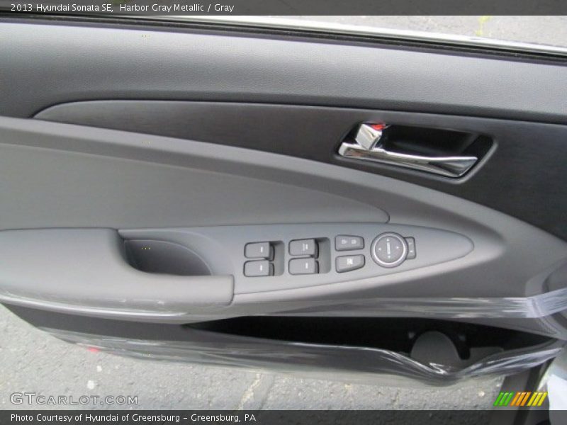 Harbor Gray Metallic / Gray 2013 Hyundai Sonata SE