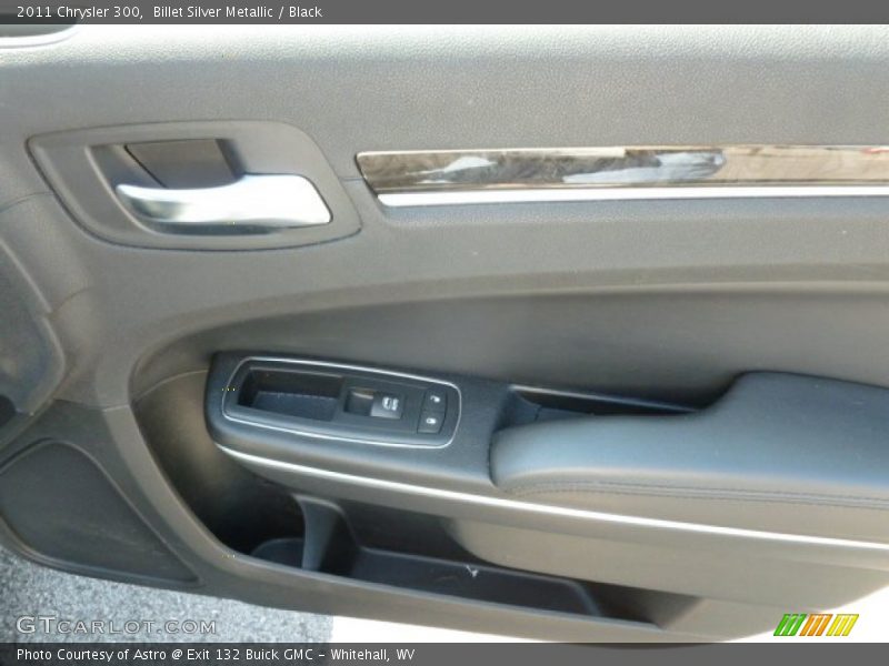 Billet Silver Metallic / Black 2011 Chrysler 300