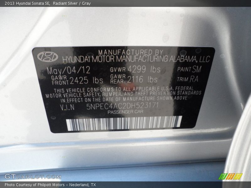 Radiant Silver / Gray 2013 Hyundai Sonata SE