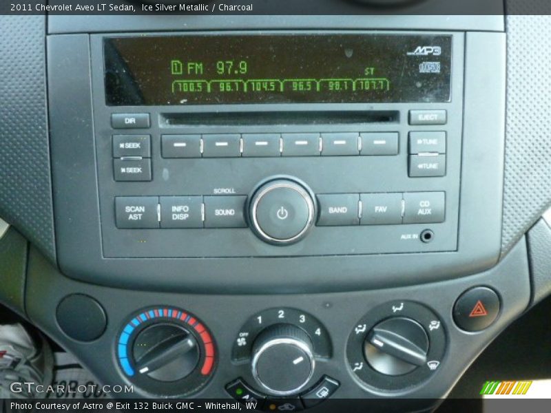 Ice Silver Metallic / Charcoal 2011 Chevrolet Aveo LT Sedan