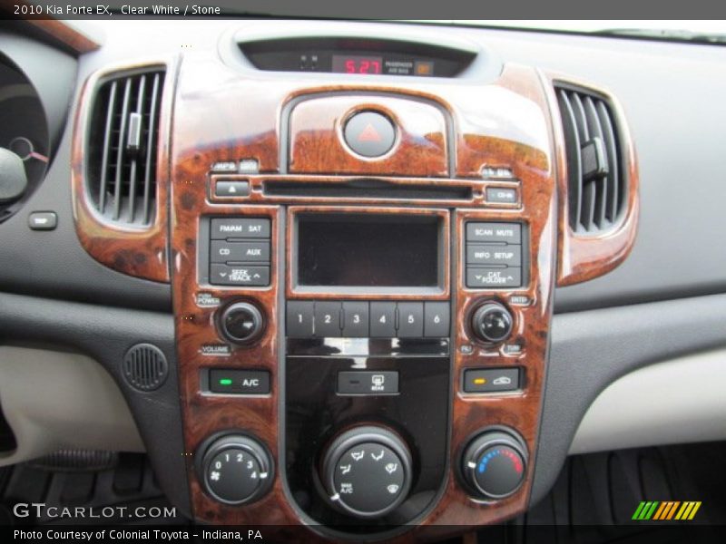 Clear White / Stone 2010 Kia Forte EX