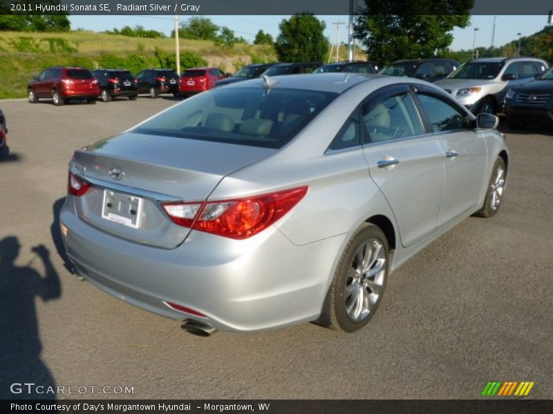 Radiant Silver / Gray 2011 Hyundai Sonata SE