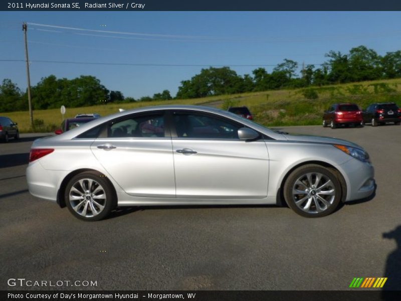 Radiant Silver / Gray 2011 Hyundai Sonata SE