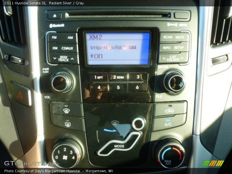 Radiant Silver / Gray 2011 Hyundai Sonata SE