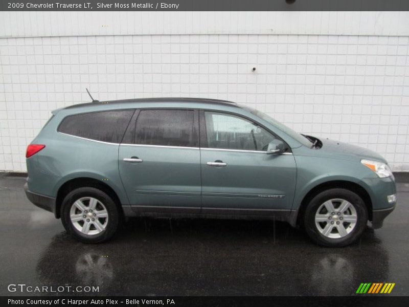 Silver Moss Metallic / Ebony 2009 Chevrolet Traverse LT